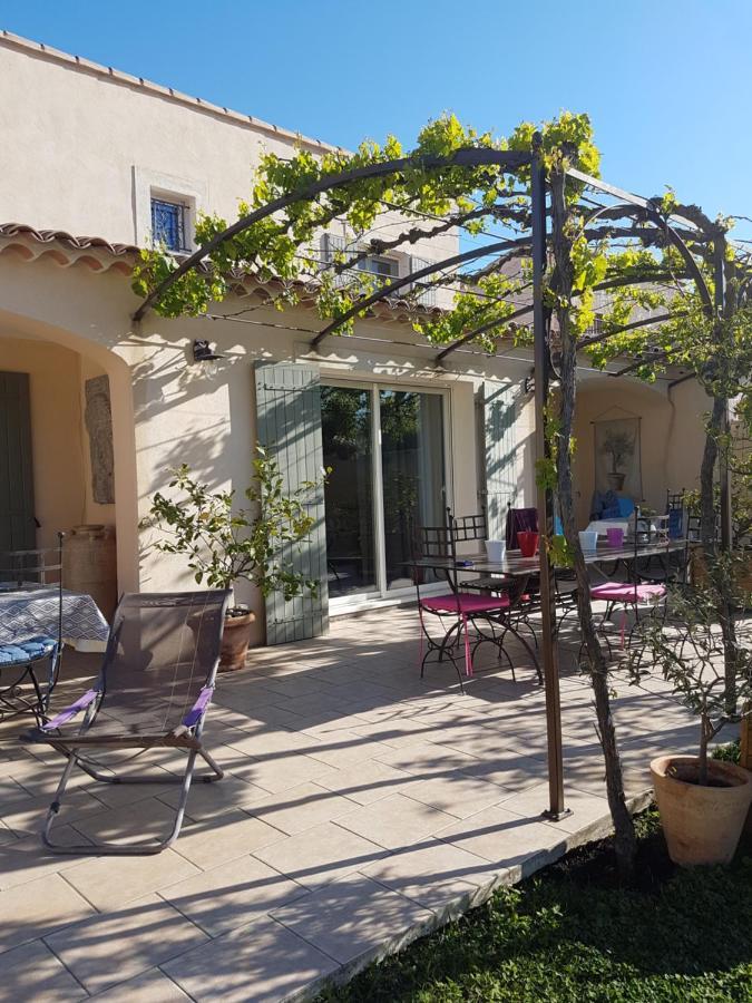 Bed and Breakfast fleur de garance à Le Thor Extérieur photo